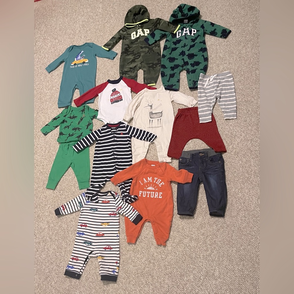 GAP/ OLD NAVY BUNDLE for baby boy 14 PIECES